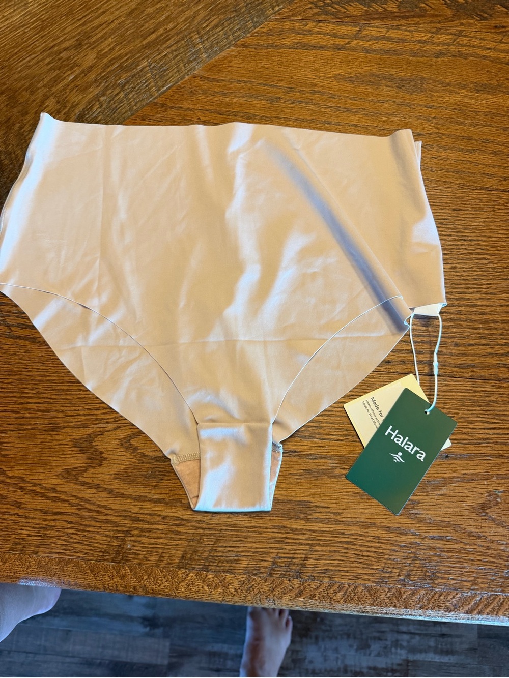 HALARA Light Beige Seamless High-Waist Panty sz xl